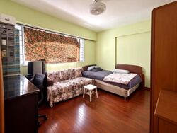 Blk 556 Jurong West Street 42 (Jurong West), HDB Executive #635387561